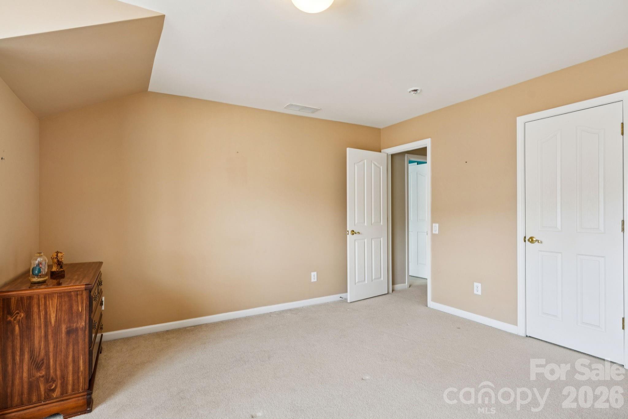 Ivy Ridge At Ballantyne - Residential