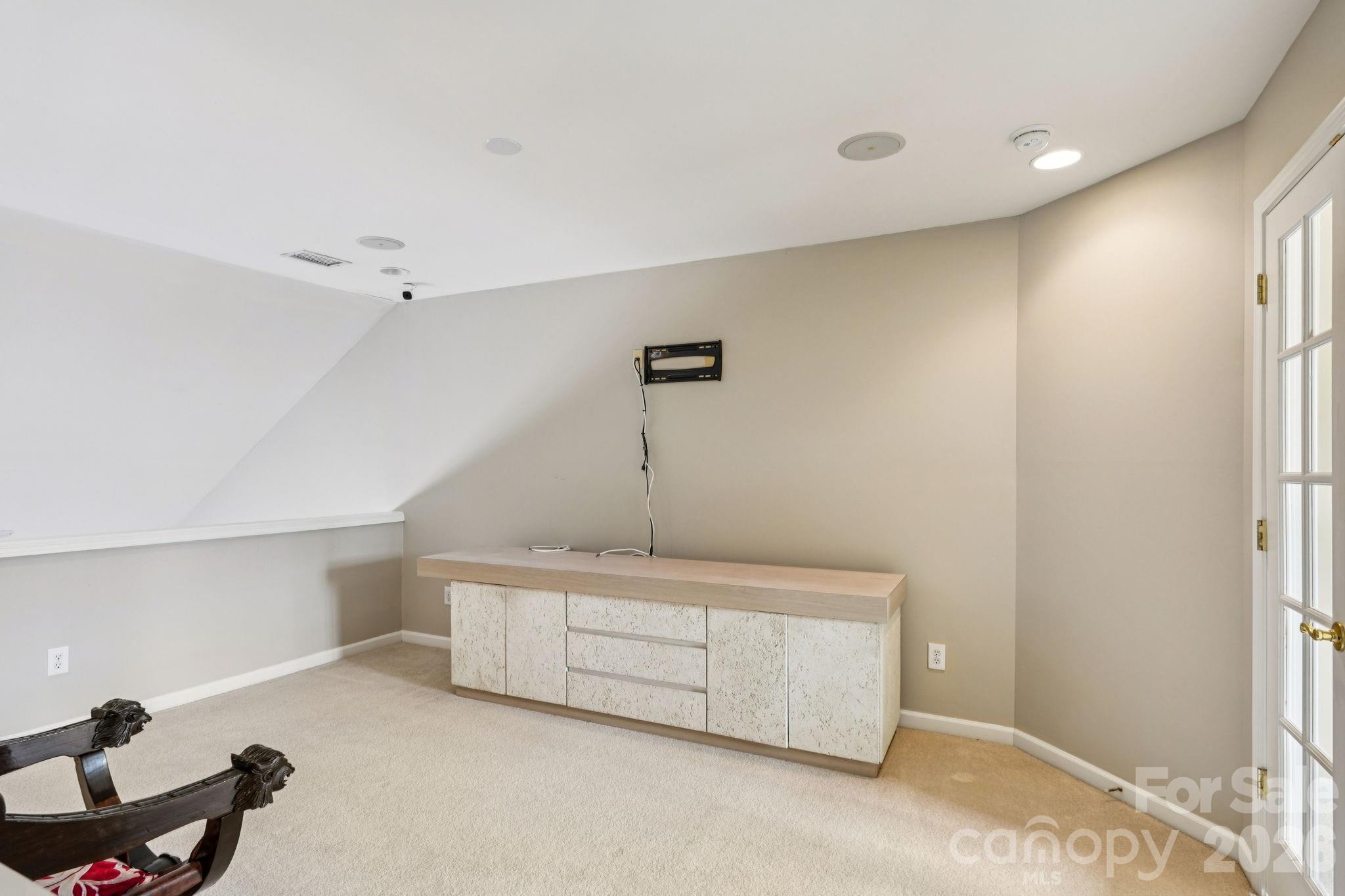 Ivy Ridge At Ballantyne - Residential