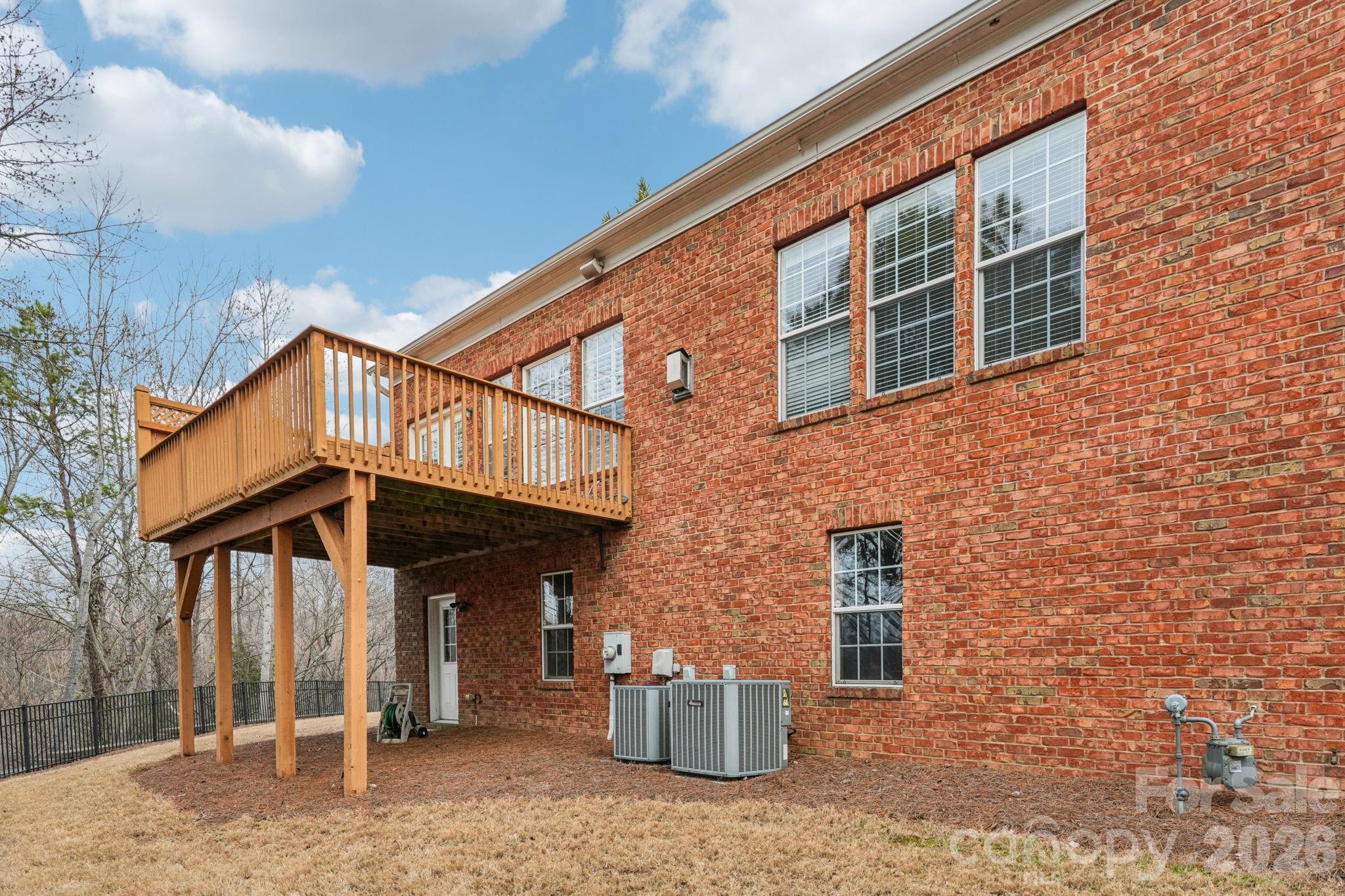 Ivy Ridge At Ballantyne - Residential