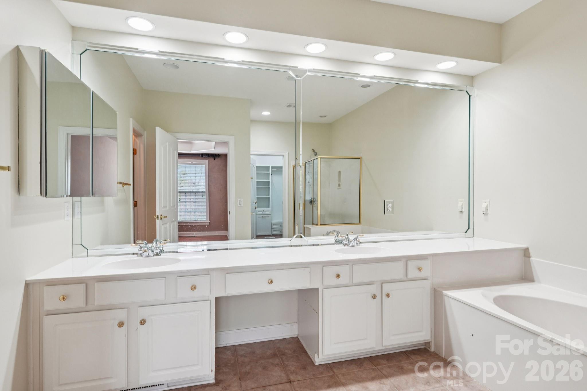 Ivy Ridge At Ballantyne - Residential