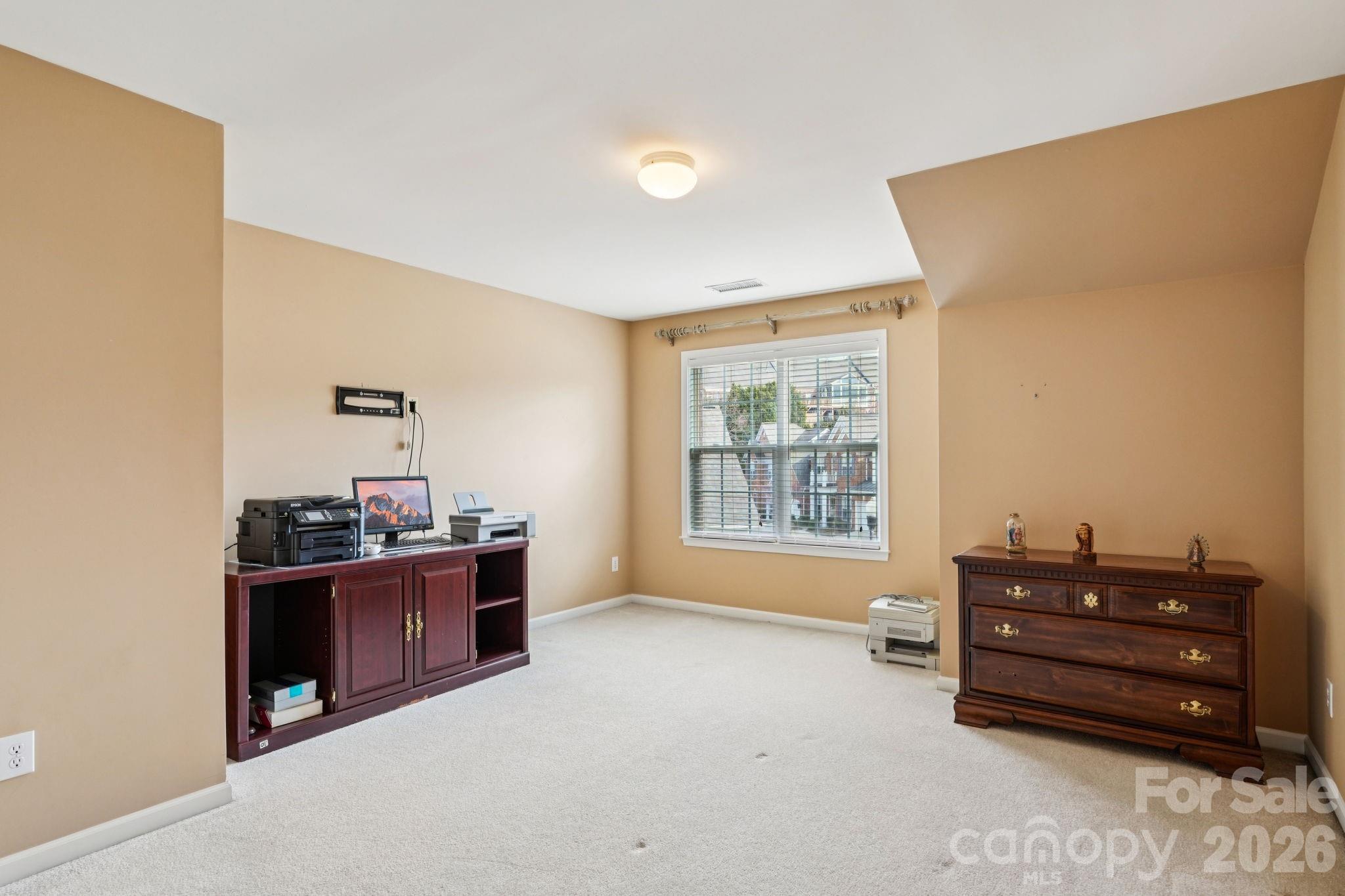 Ivy Ridge At Ballantyne - Residential