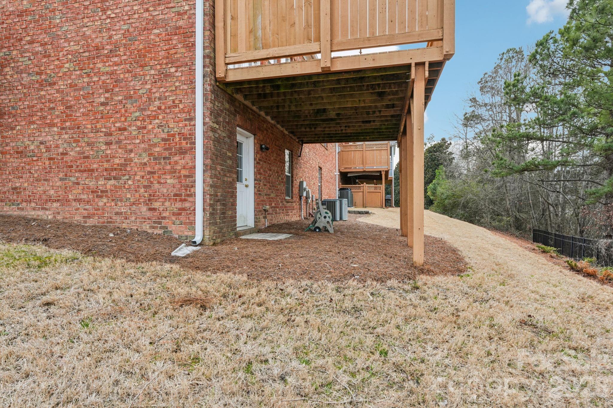 Ivy Ridge At Ballantyne - Residential