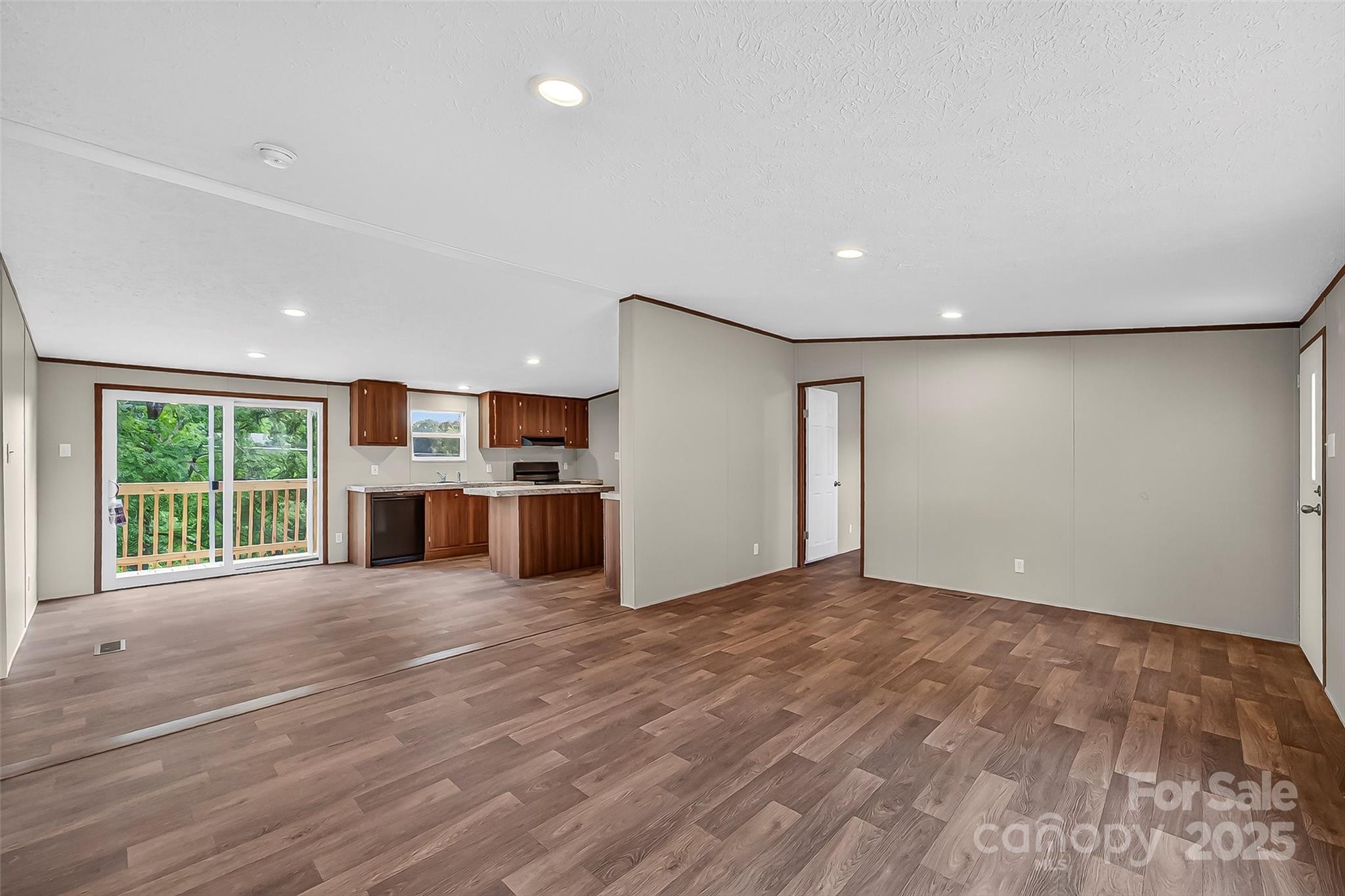 136 Weiss Road