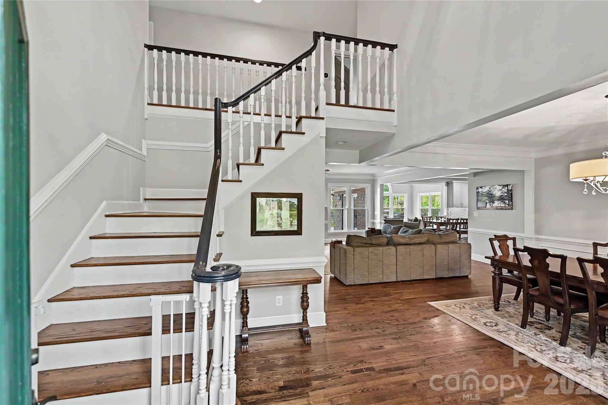 4841 Mountain Point Lane