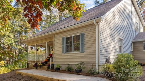 390 Hollow Wood Lane Tryon NC 28782