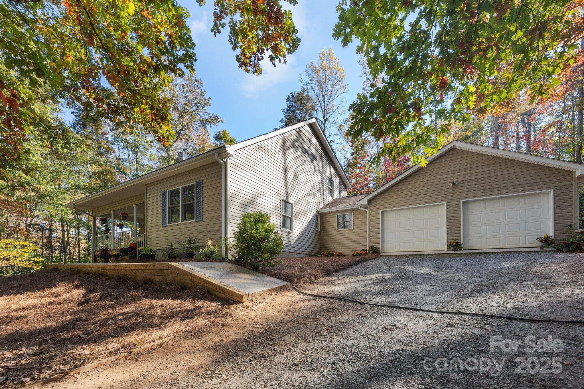 390 Hollow Wood Lane