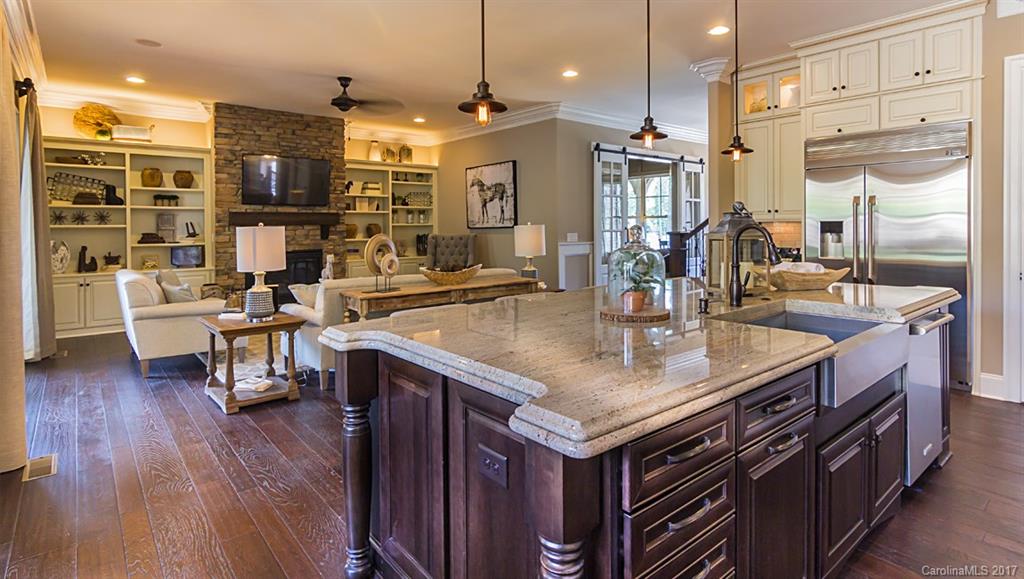 The Manors at Lake Ridge - Residential