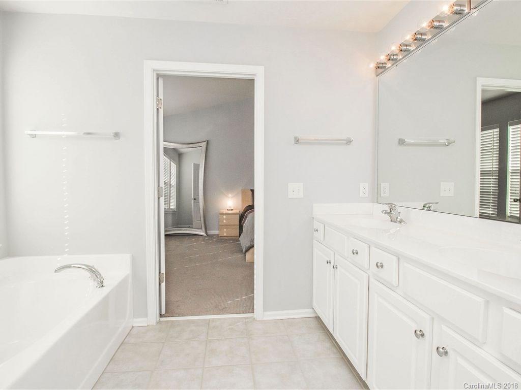 Blakeney Preserve - Residential Lease