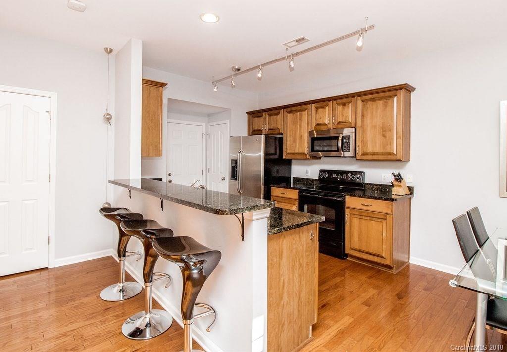 Blakeney Preserve - Residential Lease