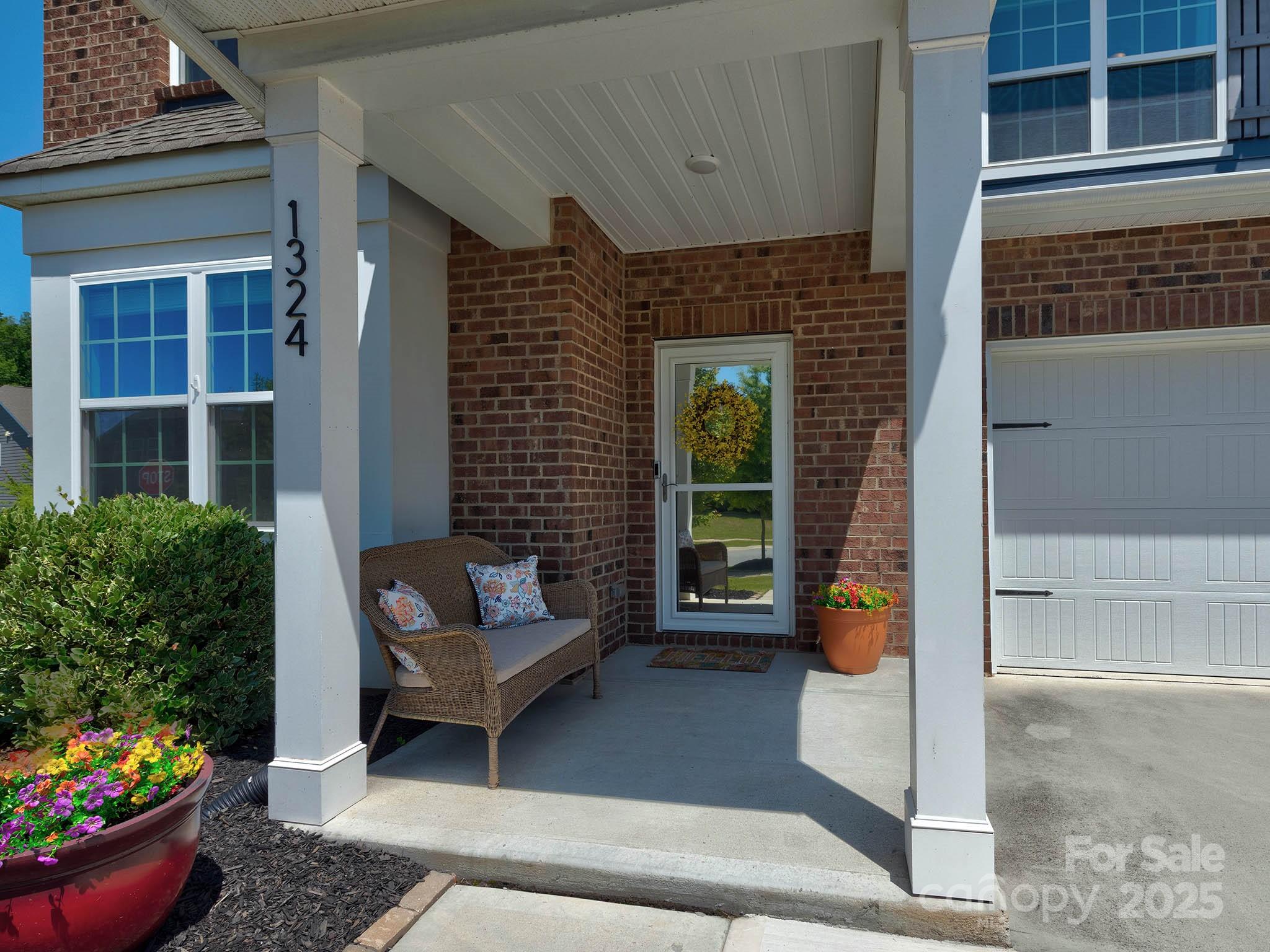 1324 Mona Vale Drive