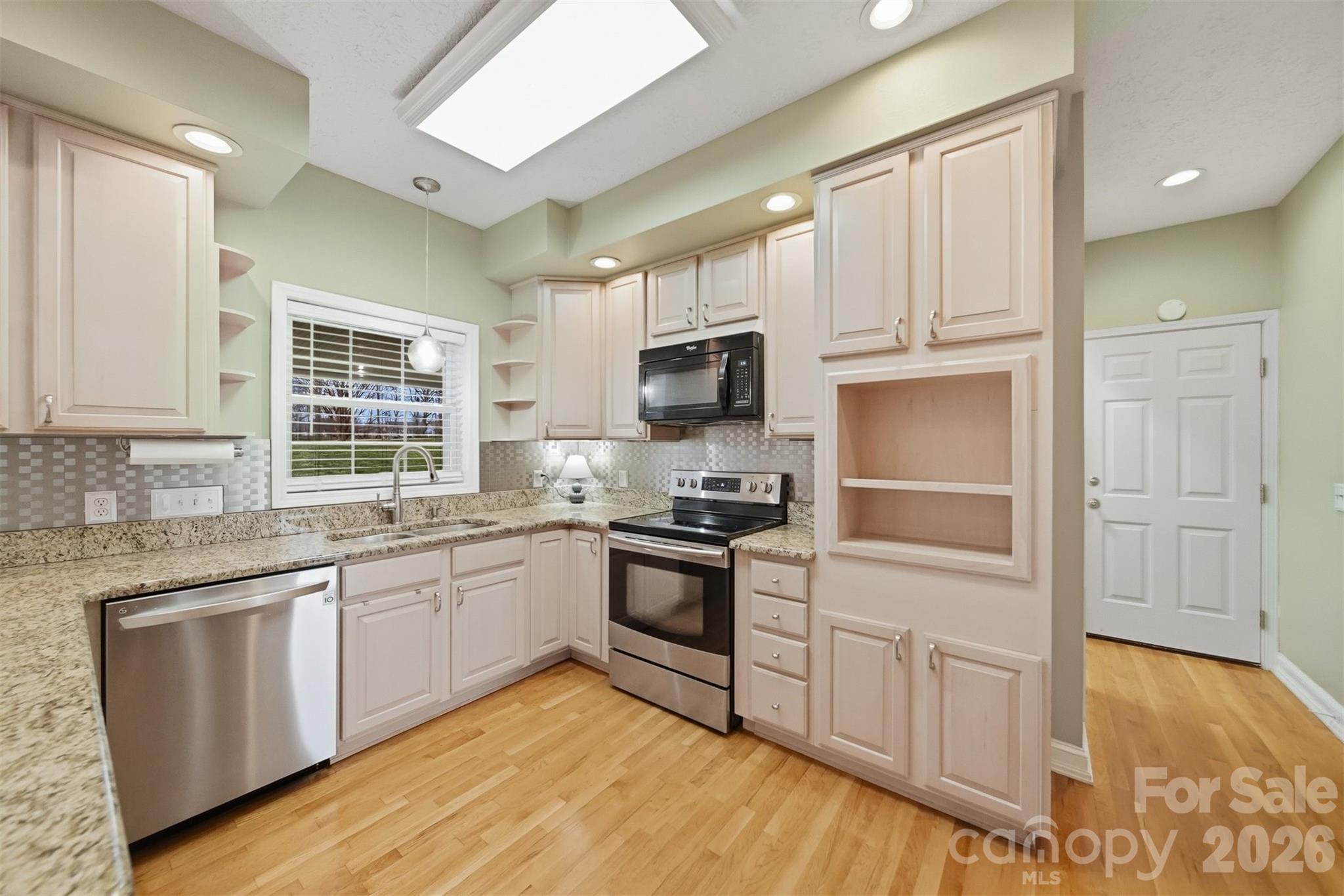 Granada Farms - Residential