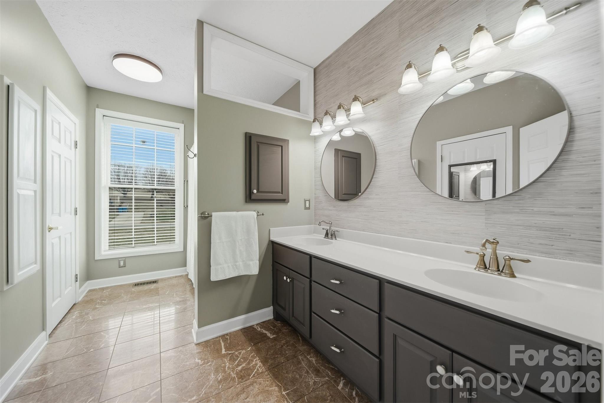 Granada Farms - Residential