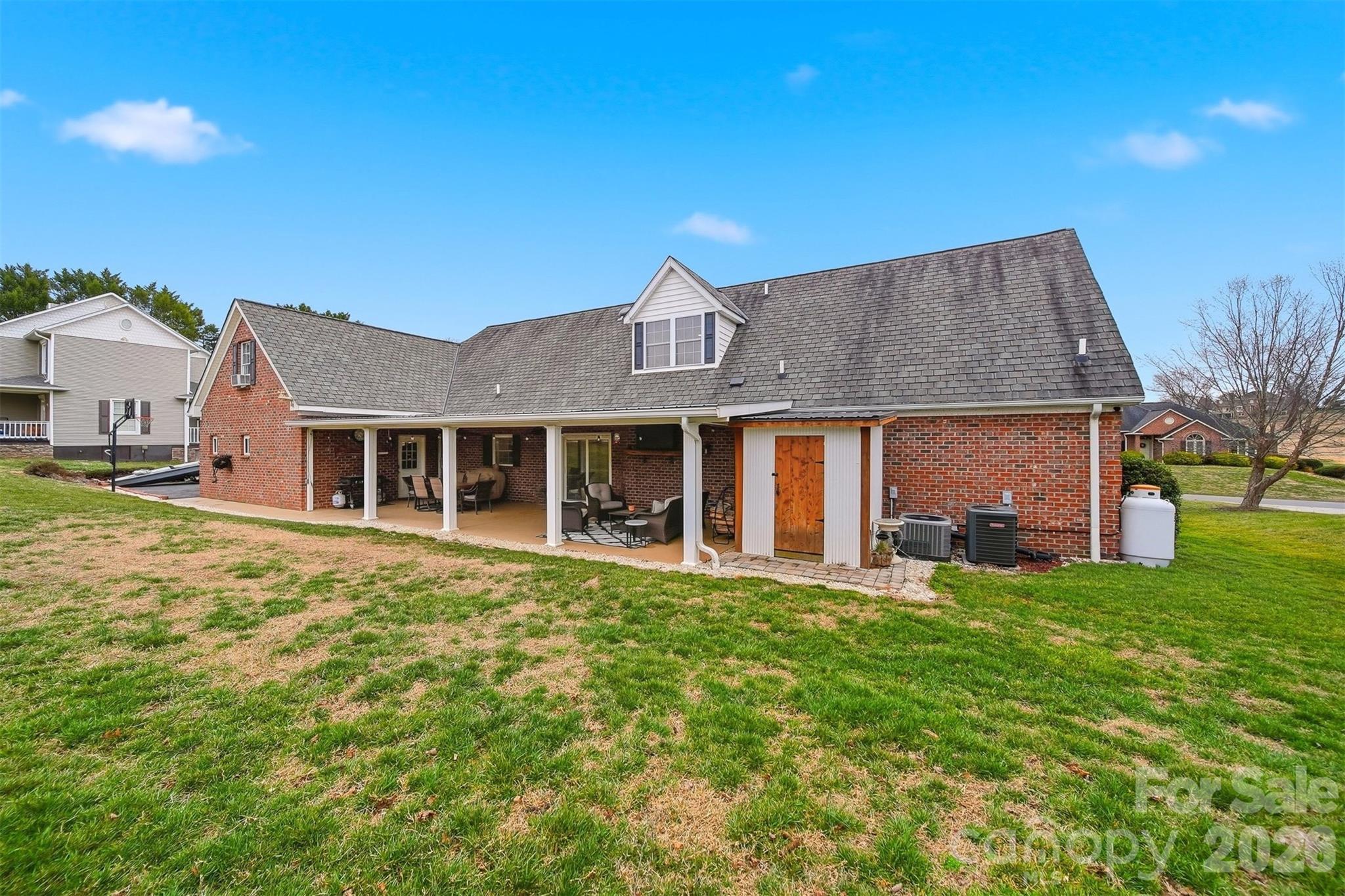 Granada Farms - Residential