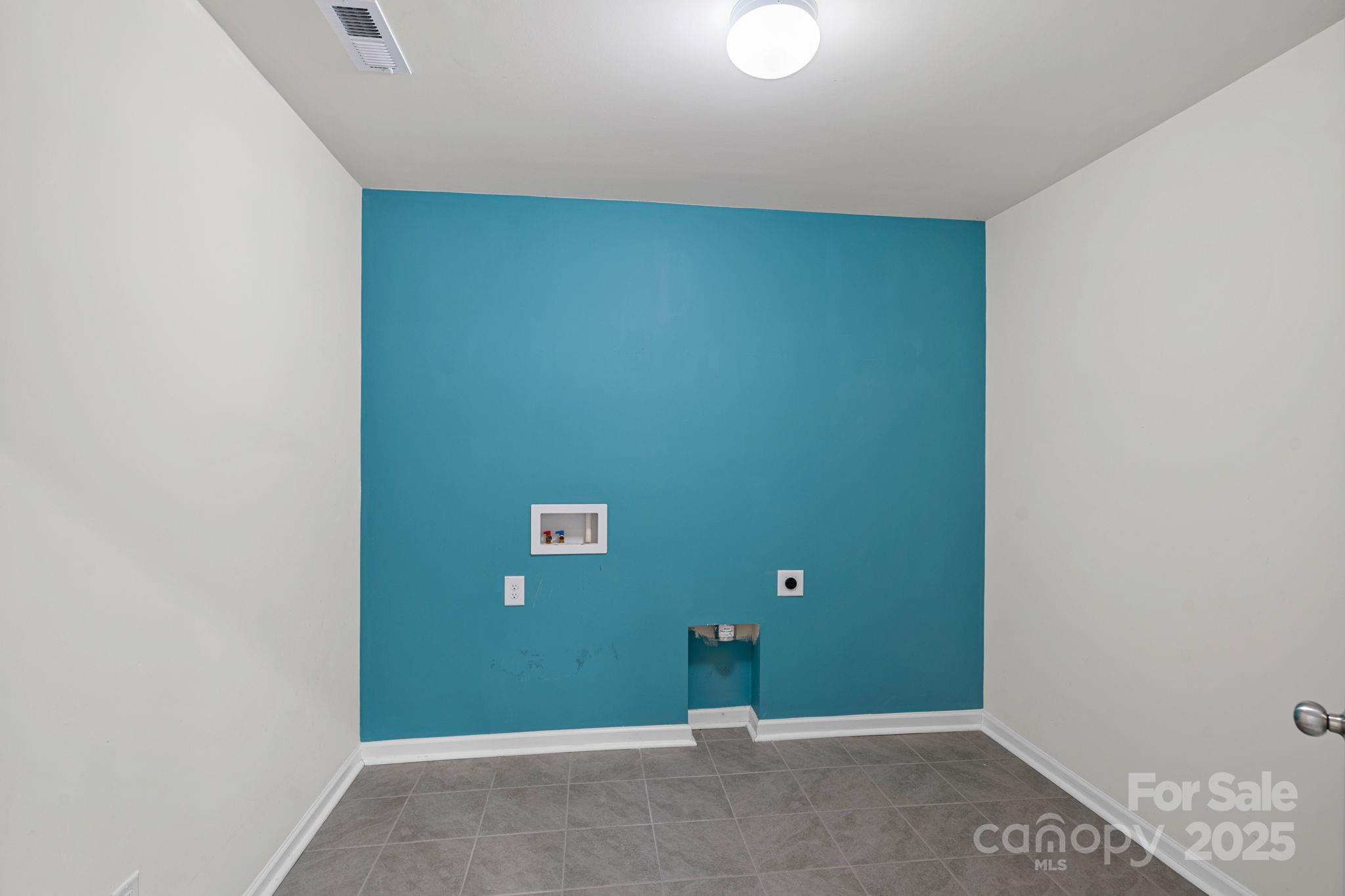 Queensbridge - Residential