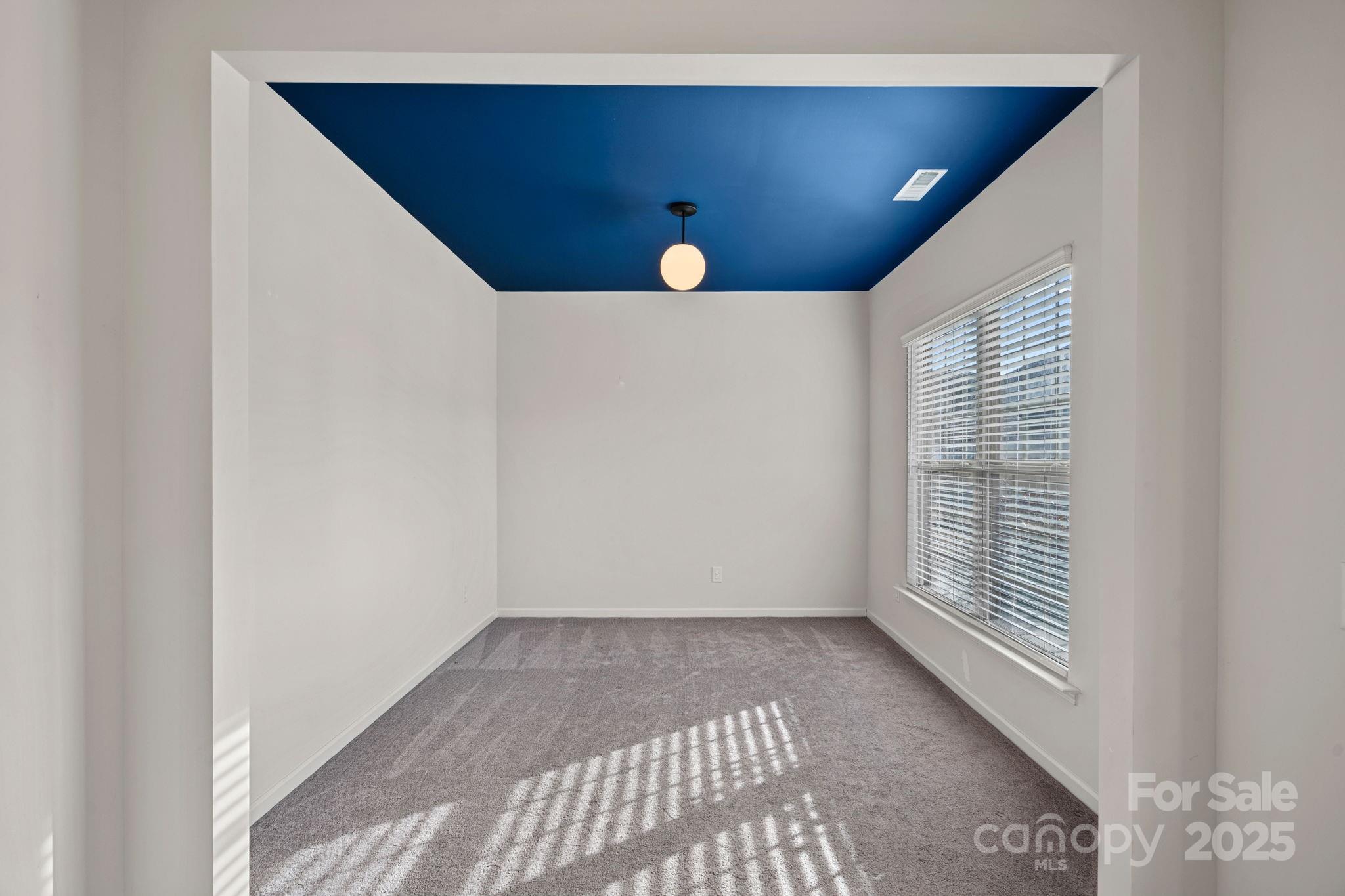 Queensbridge - Residential