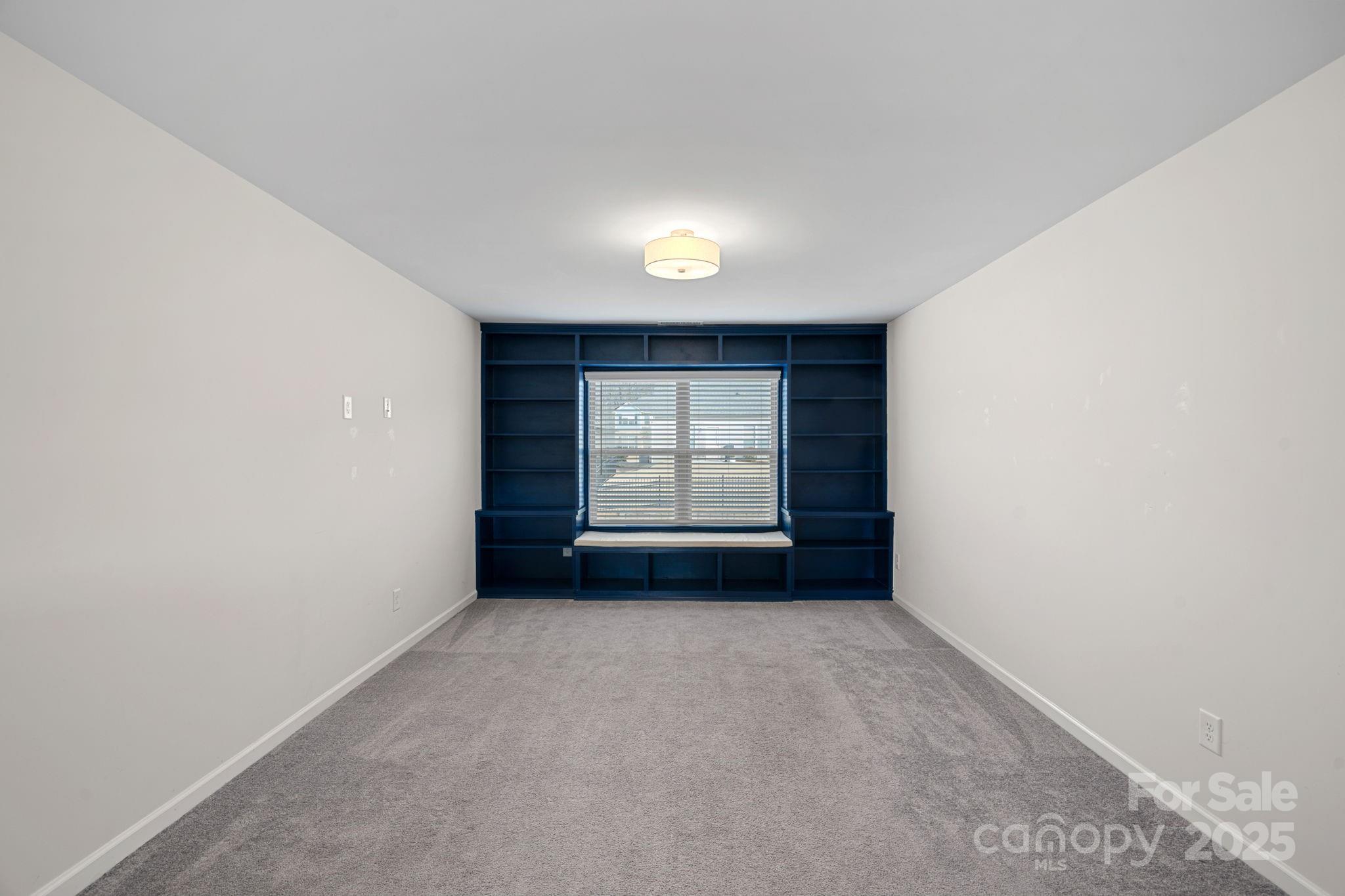 Queensbridge - Residential