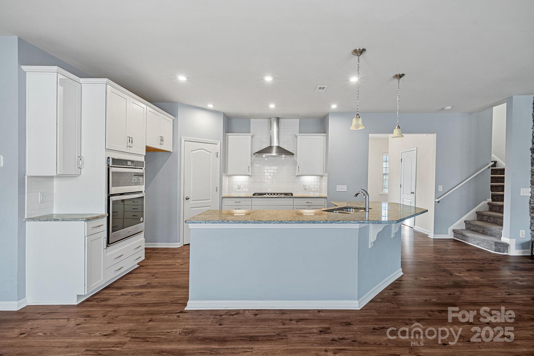 Queensbridge - Residential