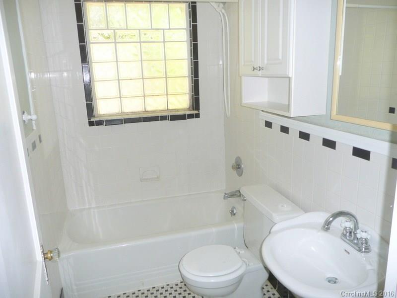 Plaza - Residential Lease