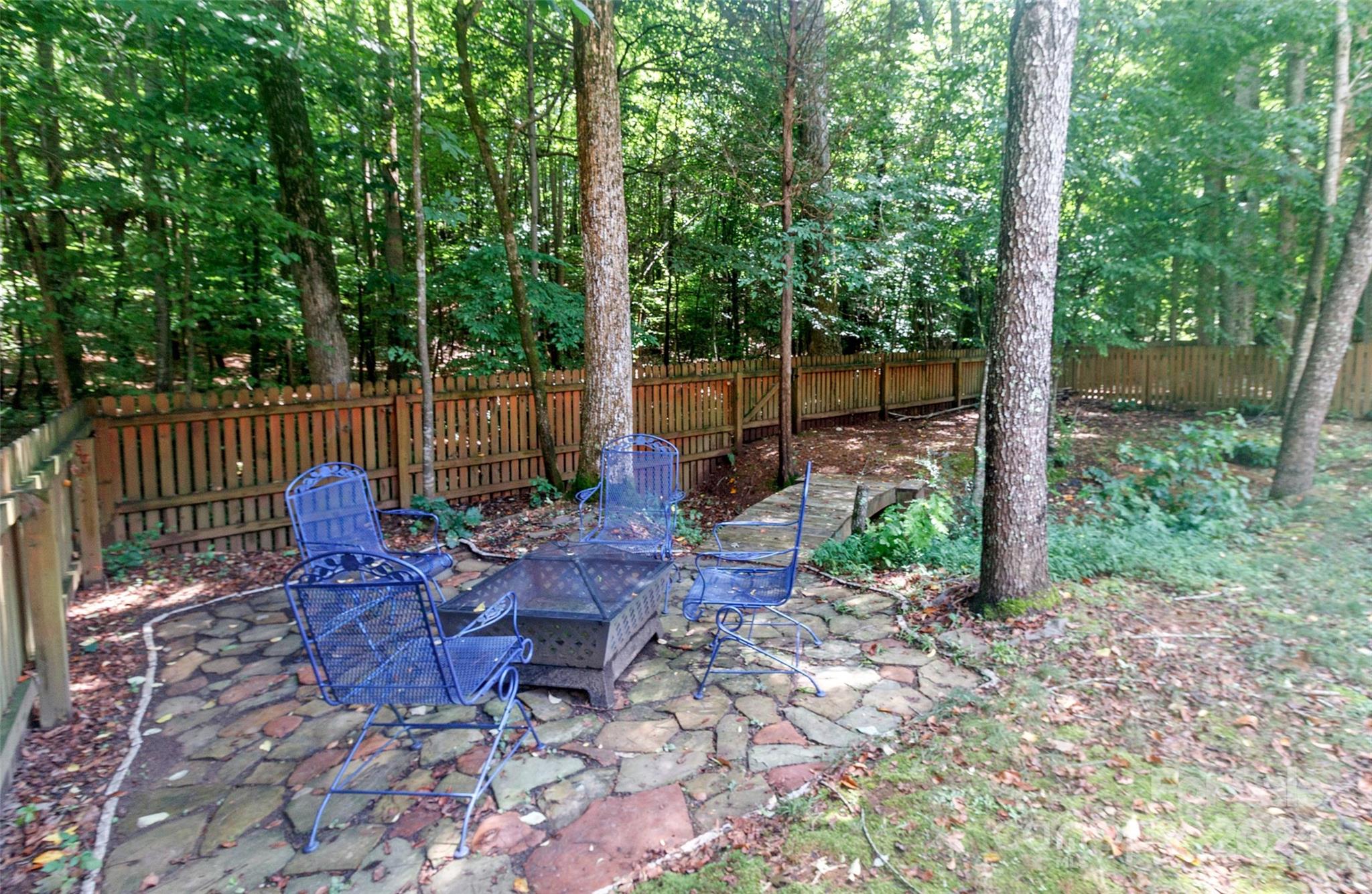 Falcon Ridge - Residential