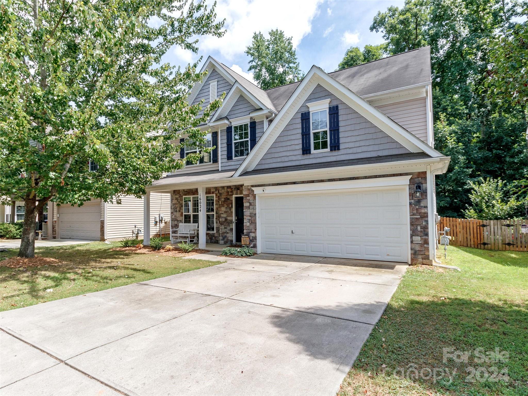 Falcon Ridge - Residential