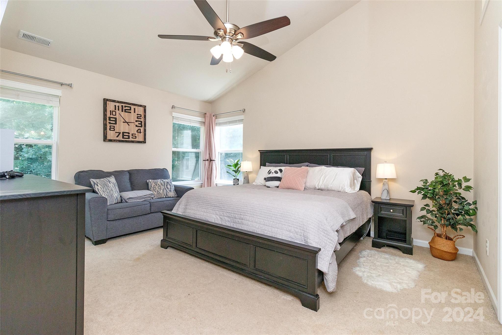 Falcon Ridge - Residential