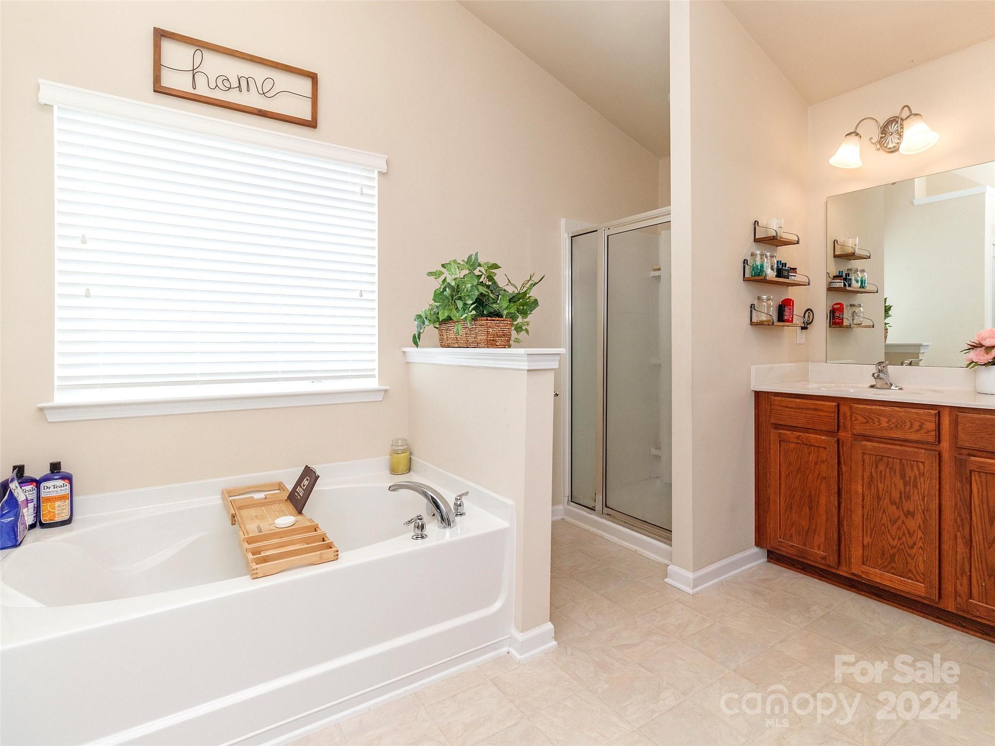 Falcon Ridge - Residential