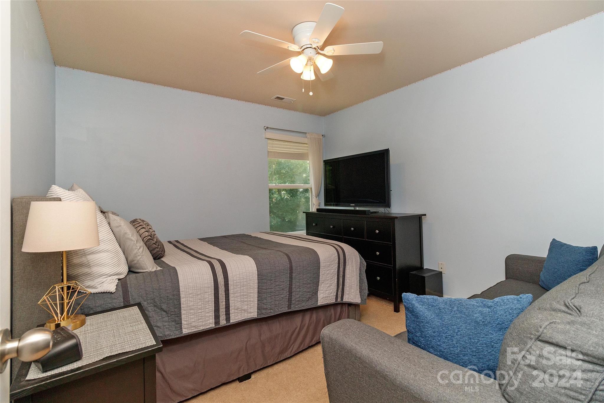 Falcon Ridge - Residential