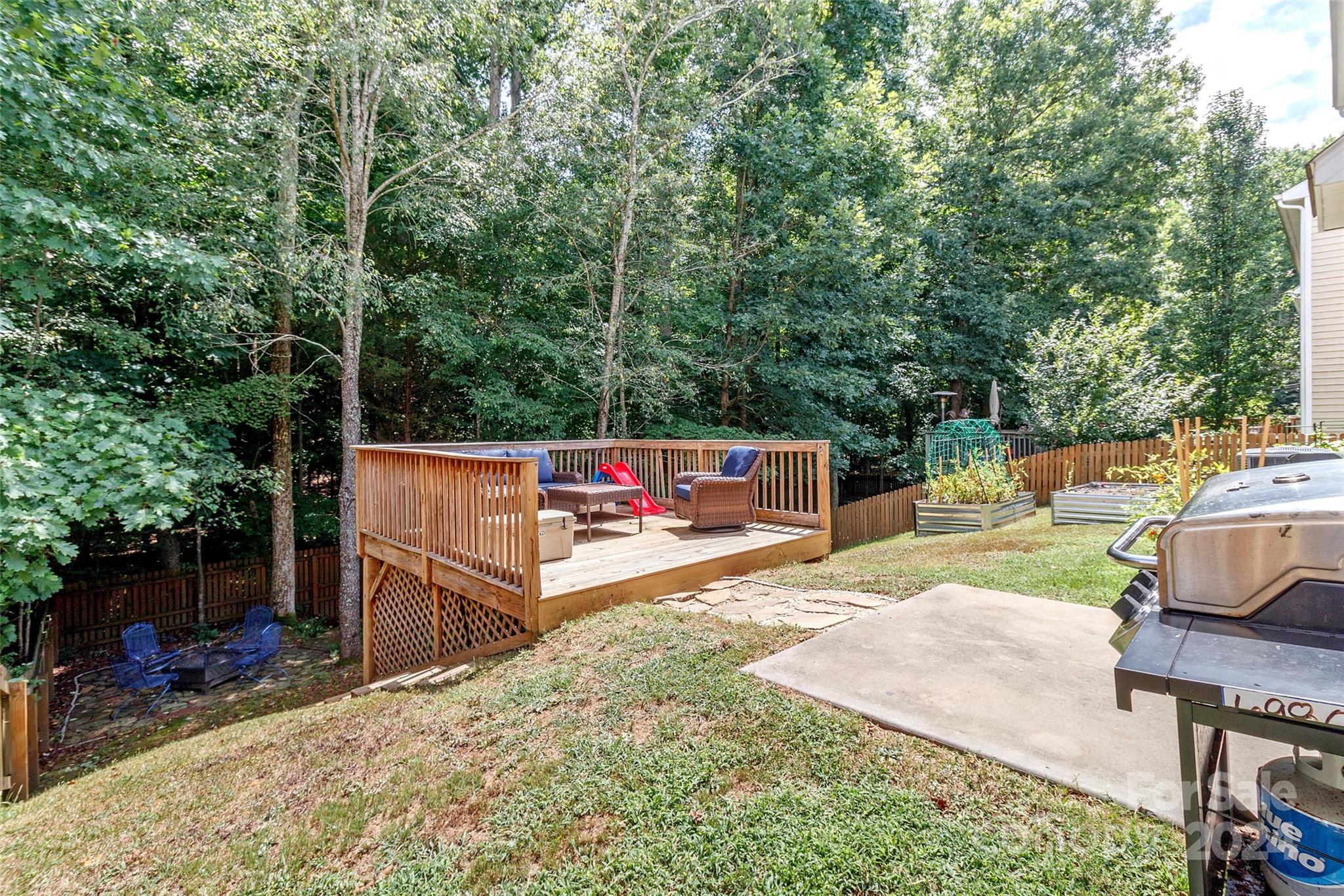 Falcon Ridge - Residential