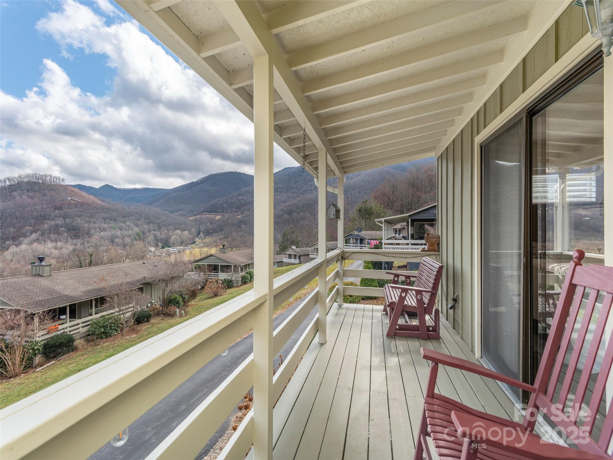 10 Onyx Lane