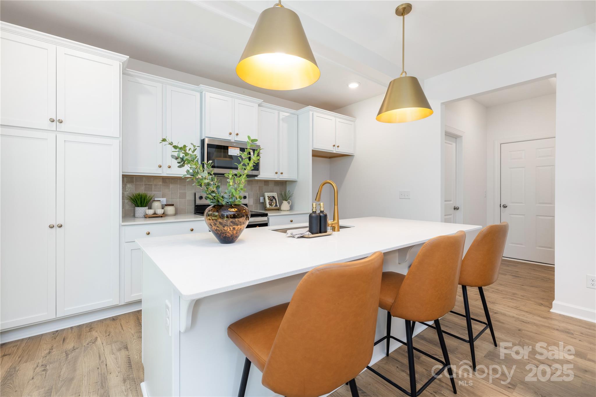 5941 Maple Street 7165