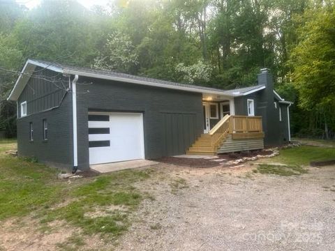 507 North Fork Road Black Mountain NC 28711