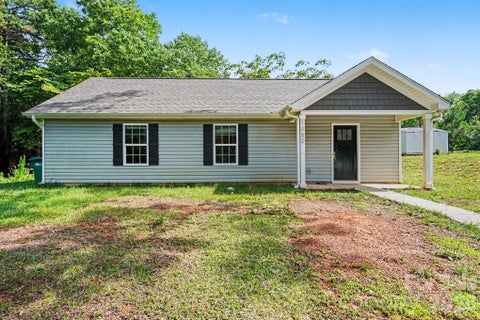 Photo of 1050 Rush Street, Albemarle, NC 28001 (MLS # 4277361)