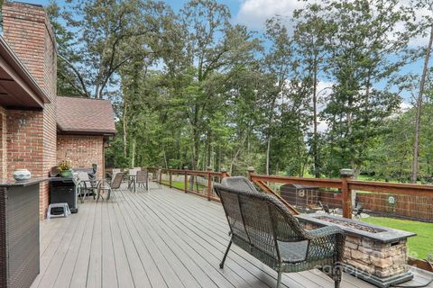 A home in Hendersonville