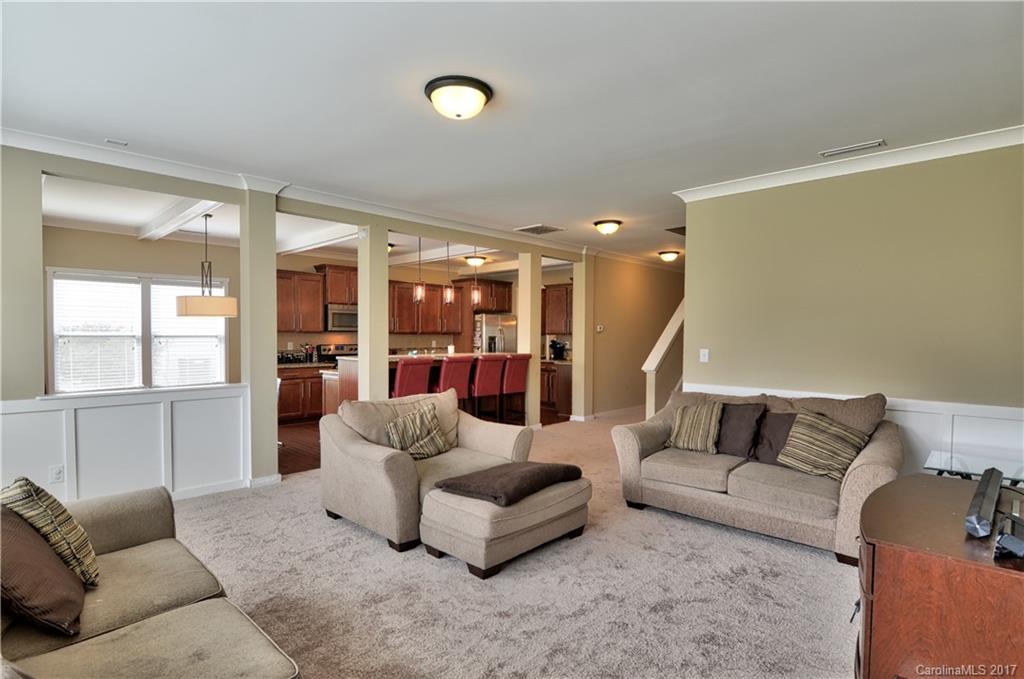 Stratford Pond - Residential