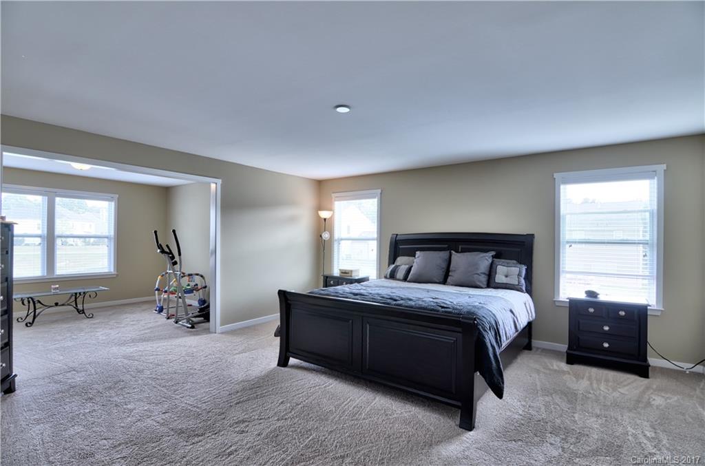 Stratford Pond - Residential