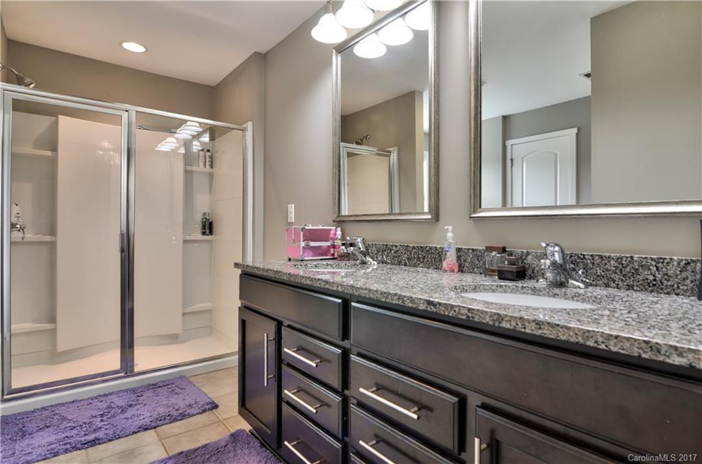 Stratford Pond - Residential