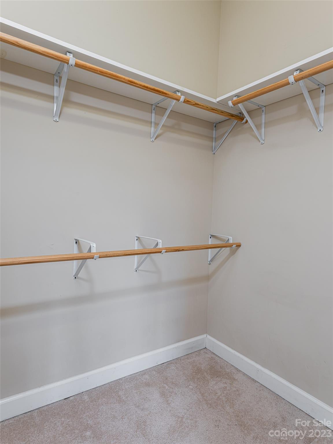 Alexander Meadows - Residential