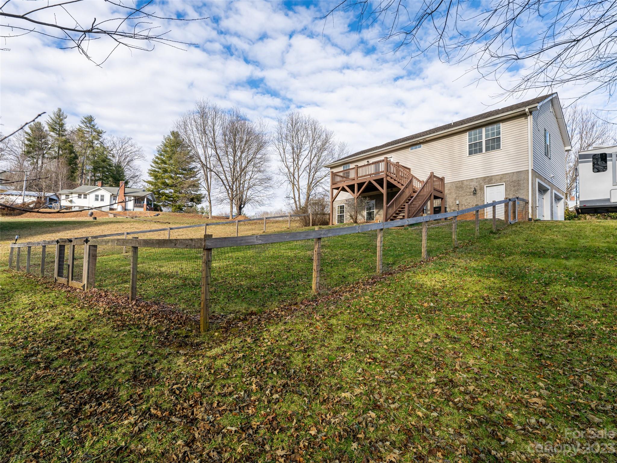 Alexander Meadows - Residential