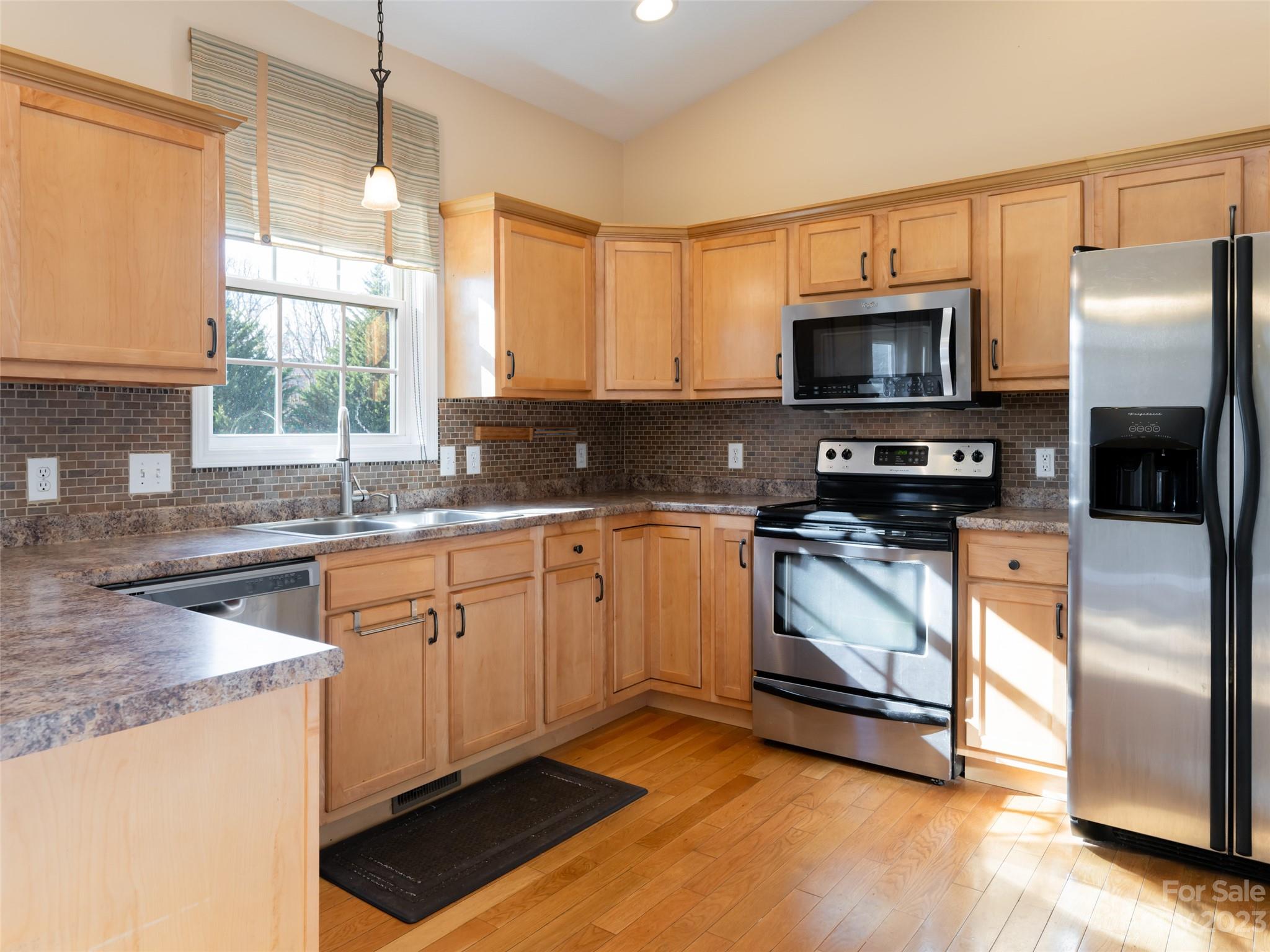 Alexander Meadows - Residential