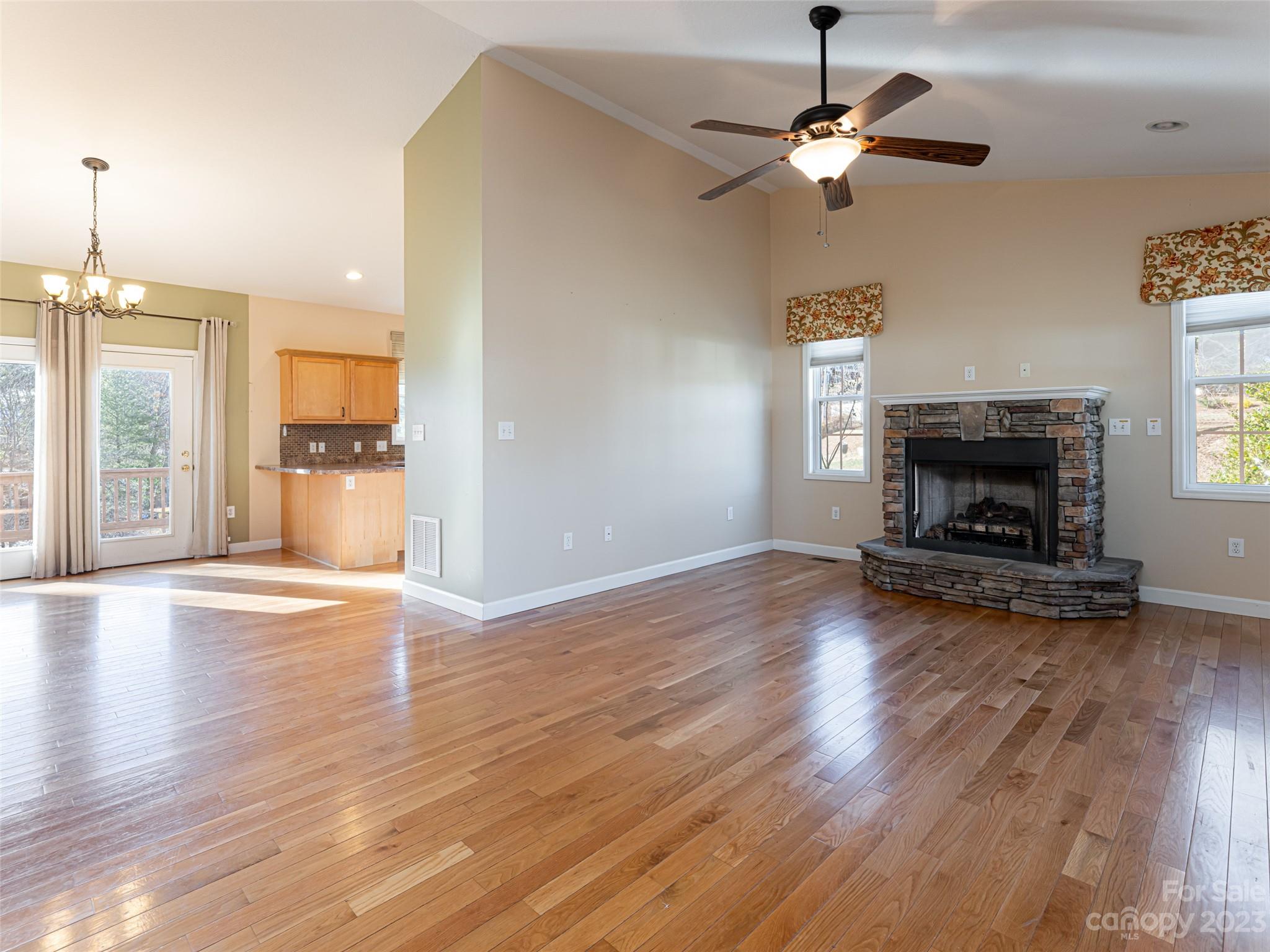 Alexander Meadows - Residential