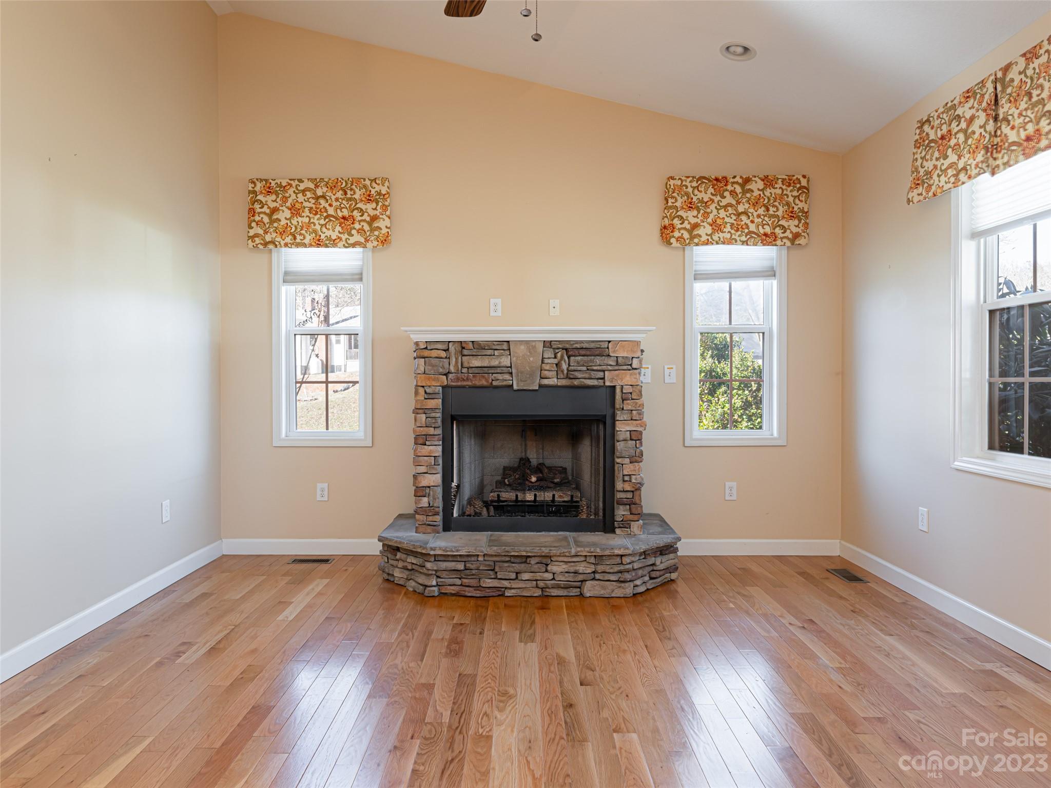 Alexander Meadows - Residential