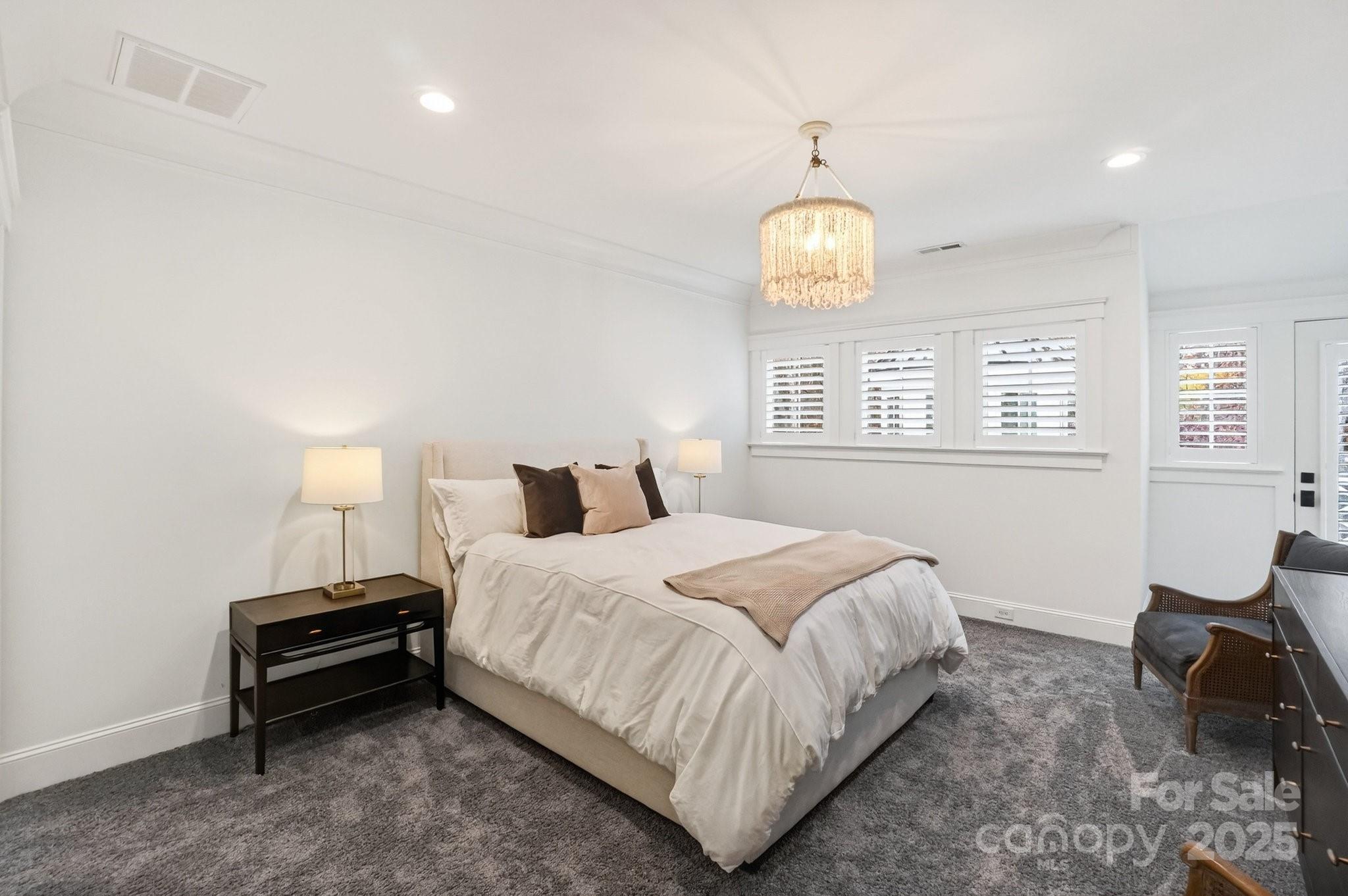 Saylors Watch - Residential