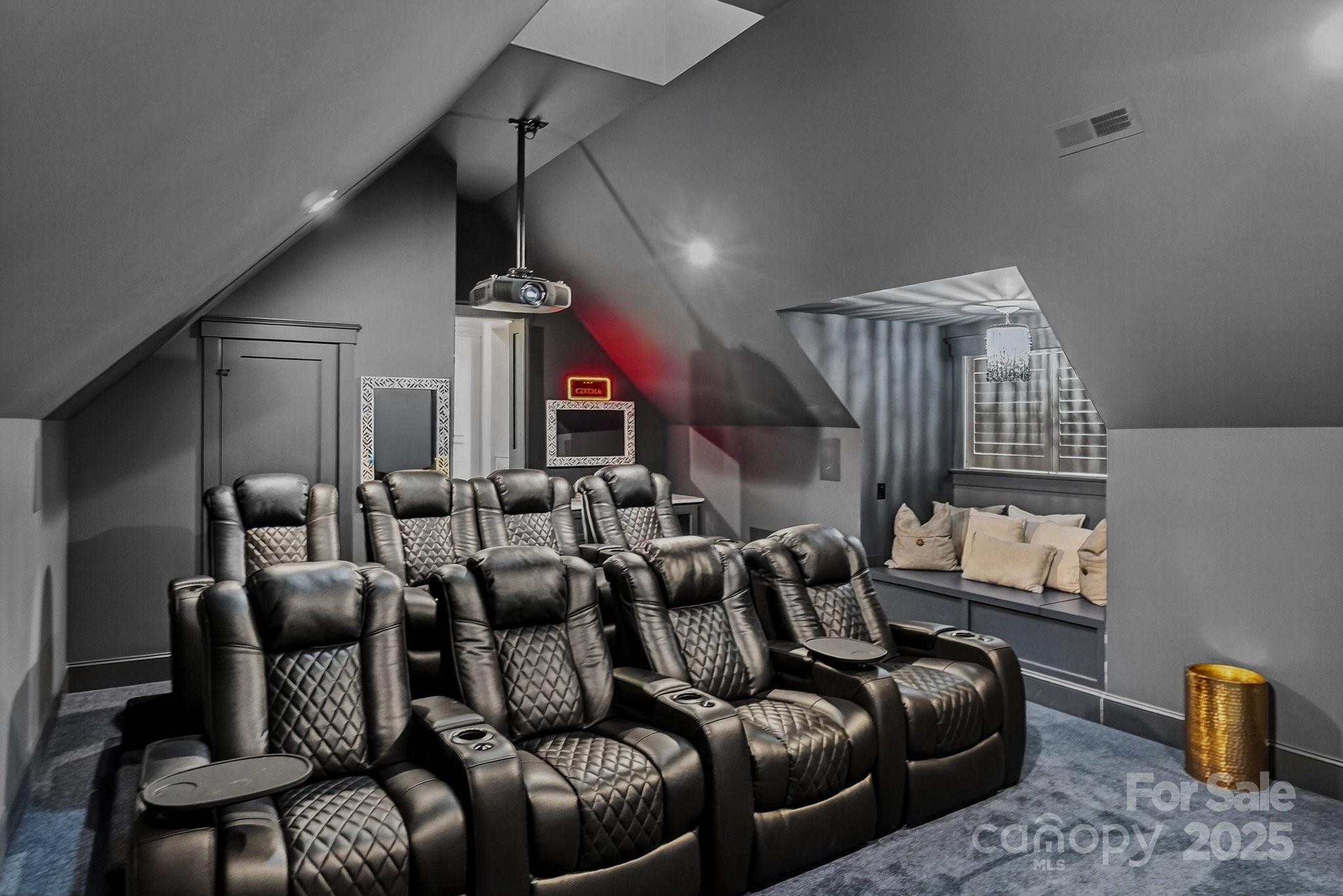 Saylors Watch - Residential