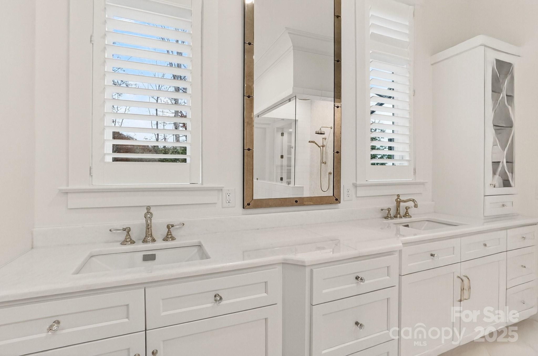 Saylors Watch - Residential