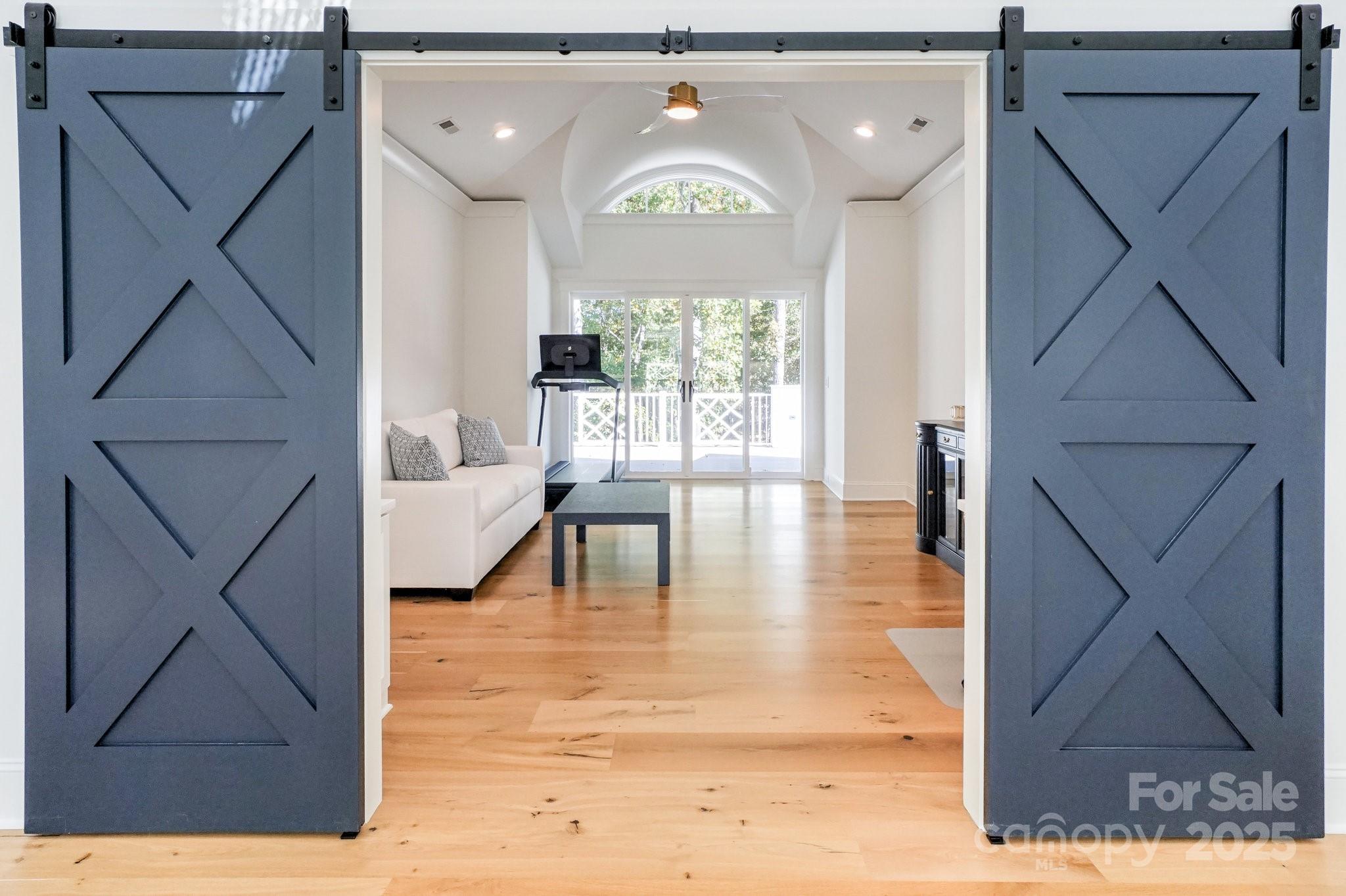 Saylors Watch - Residential