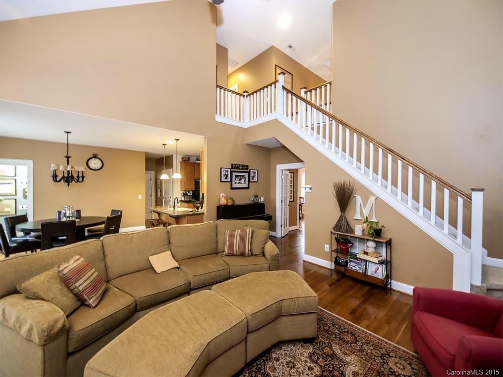 Lake Shore - Residential