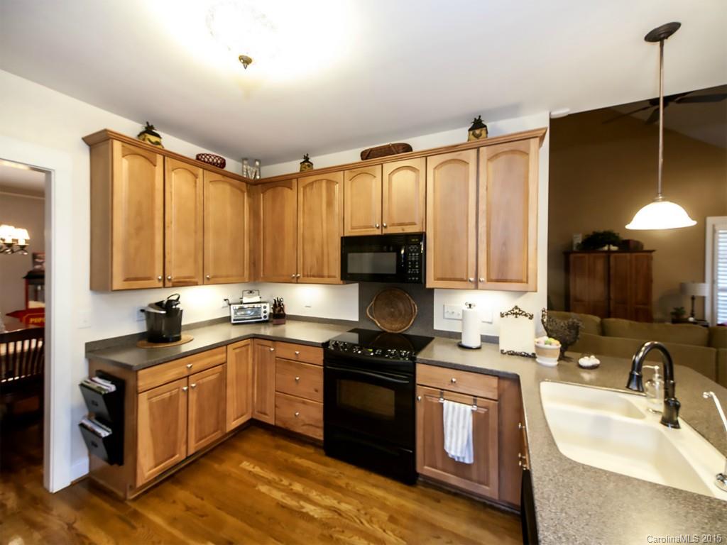 Lake Shore - Residential