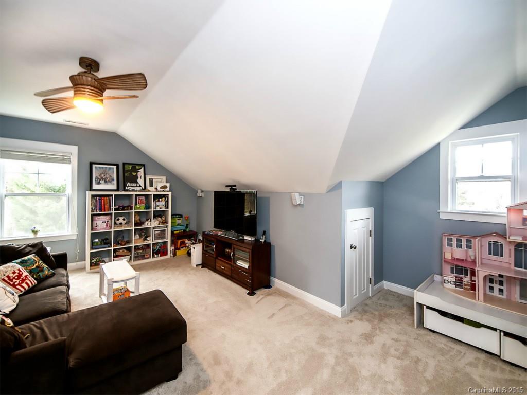 Lake Shore - Residential