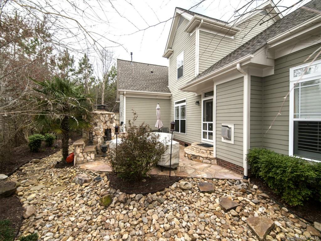 Lake Shore - Residential