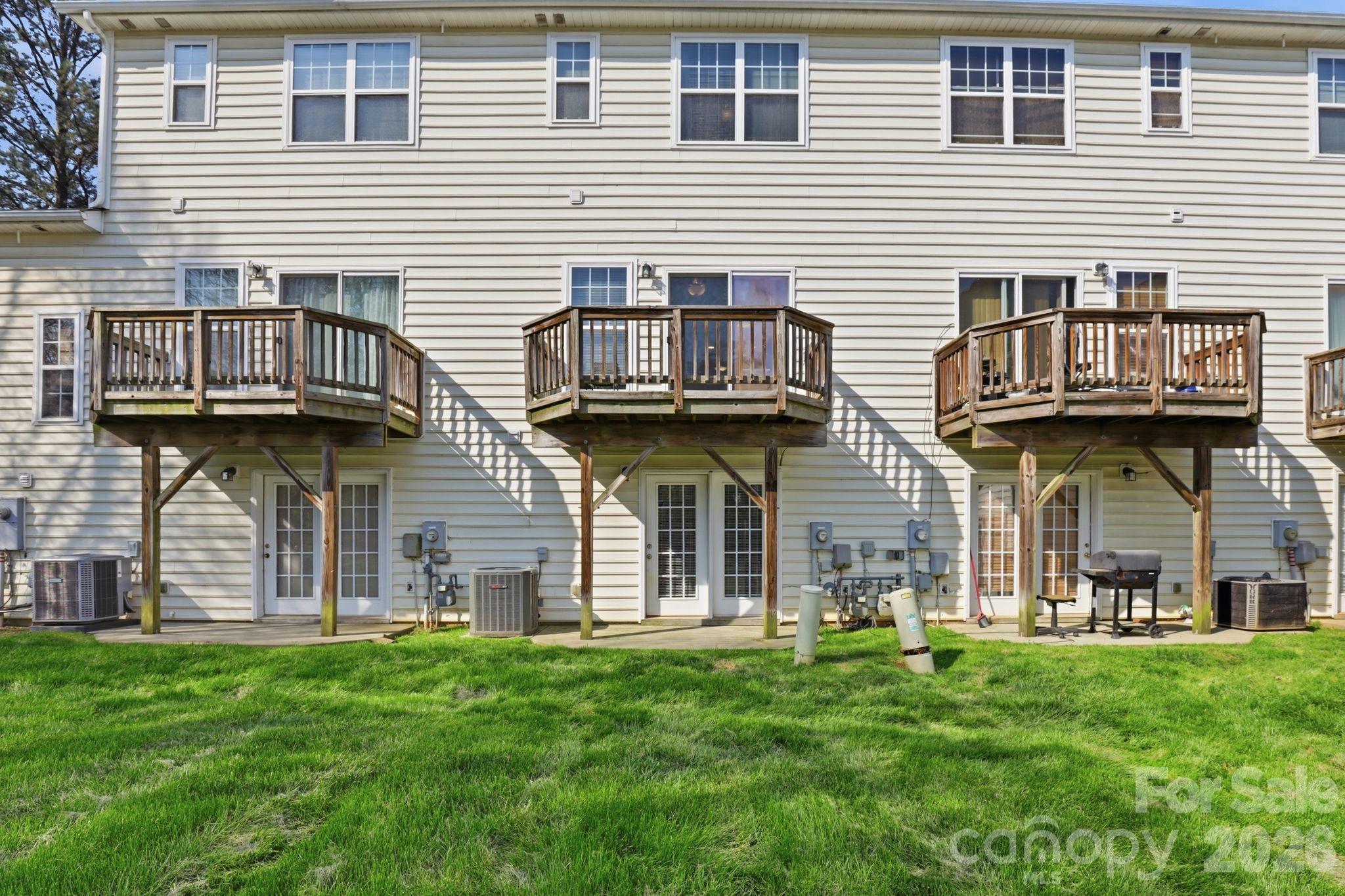 Avalon at Mallard Creek - Residential